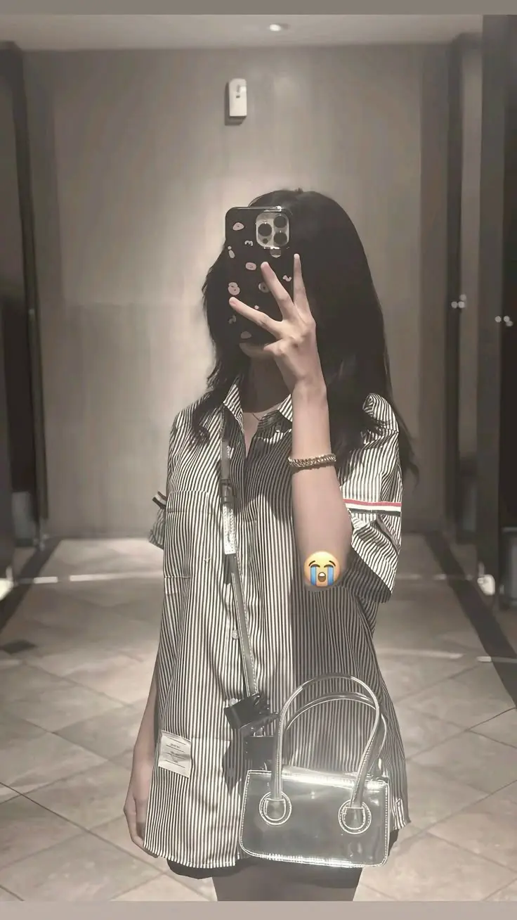 Gái xinh K8 che mặt gây thương nhớ 3