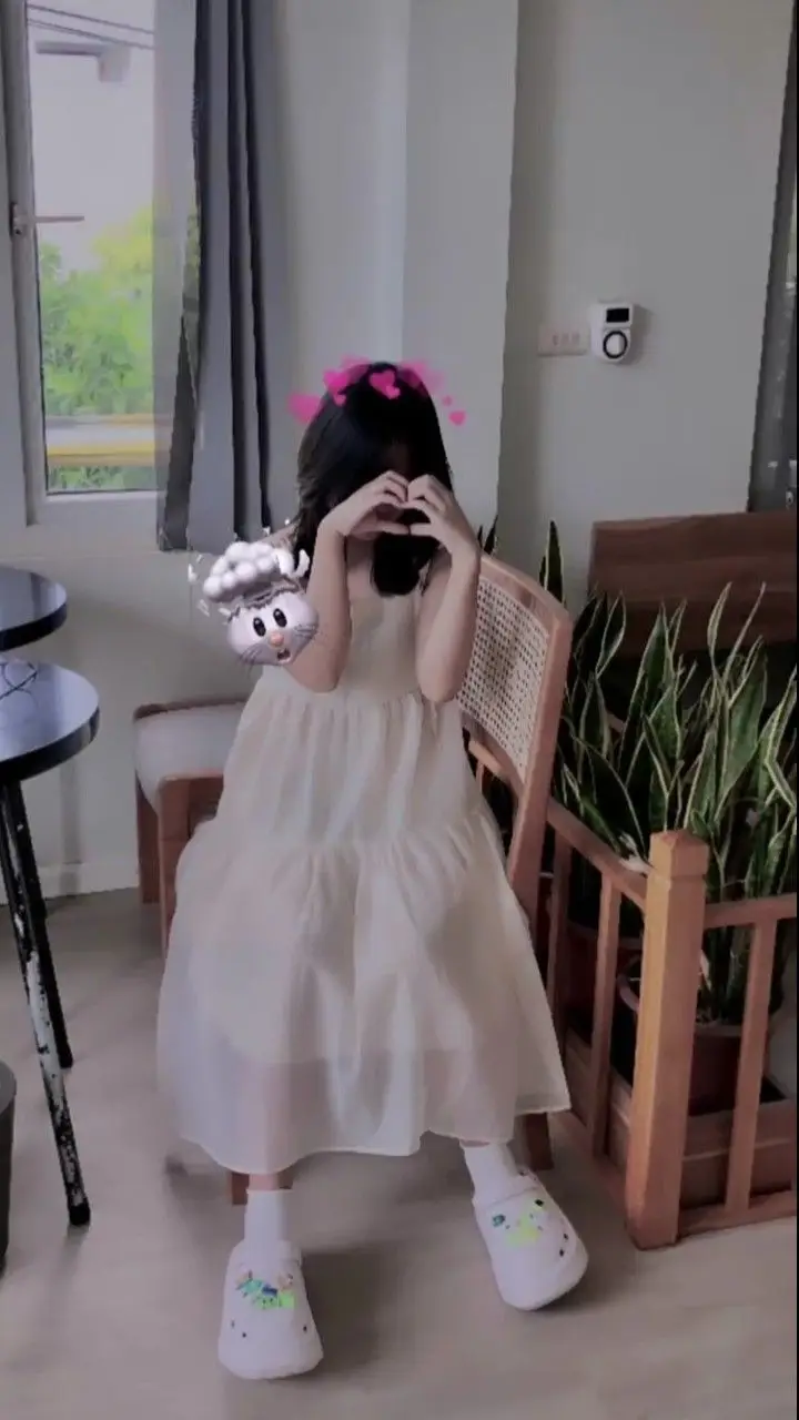 Gái xinh K8 che mặt gây thương nhớ 36