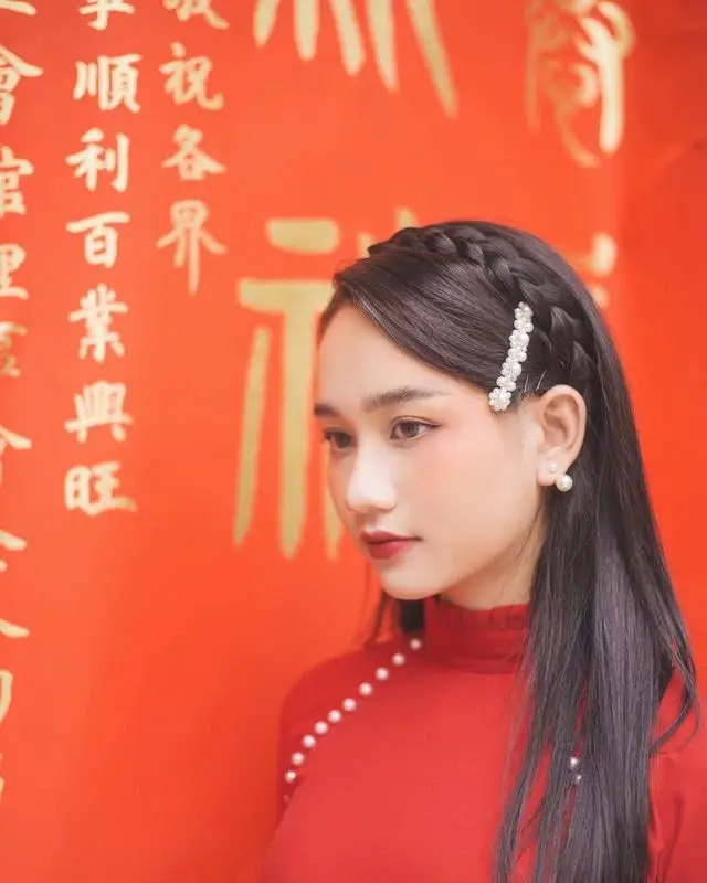 Gái Xinh Mặc Áo 2 Dây - Một Cuộc Hành Trình Thời Trang 31