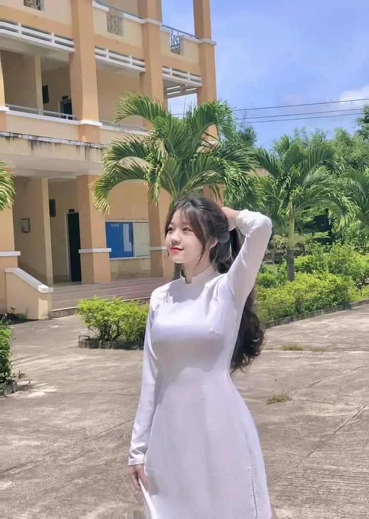 Top Ảnh gái xinh mặc áo dài duyên dáng nhất 37
