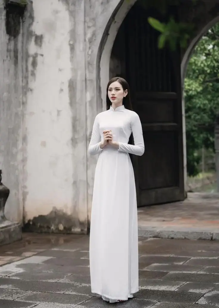 Gái Xinh Mặc Áo Dài Trắng - Bộ Ảnh Thời Trang Thanh Lịch 10