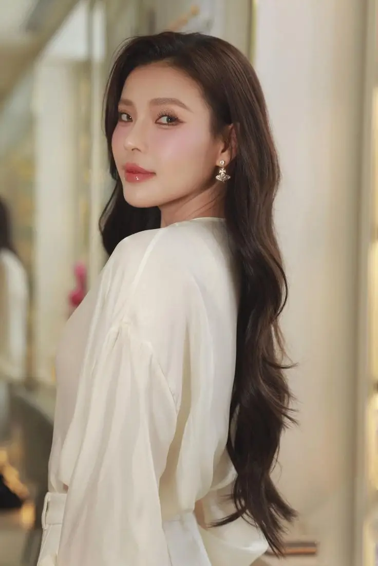 Gái Xinh Mặc Áo Dài Trắng - Bộ Ảnh Thời Trang Thanh Lịch 41