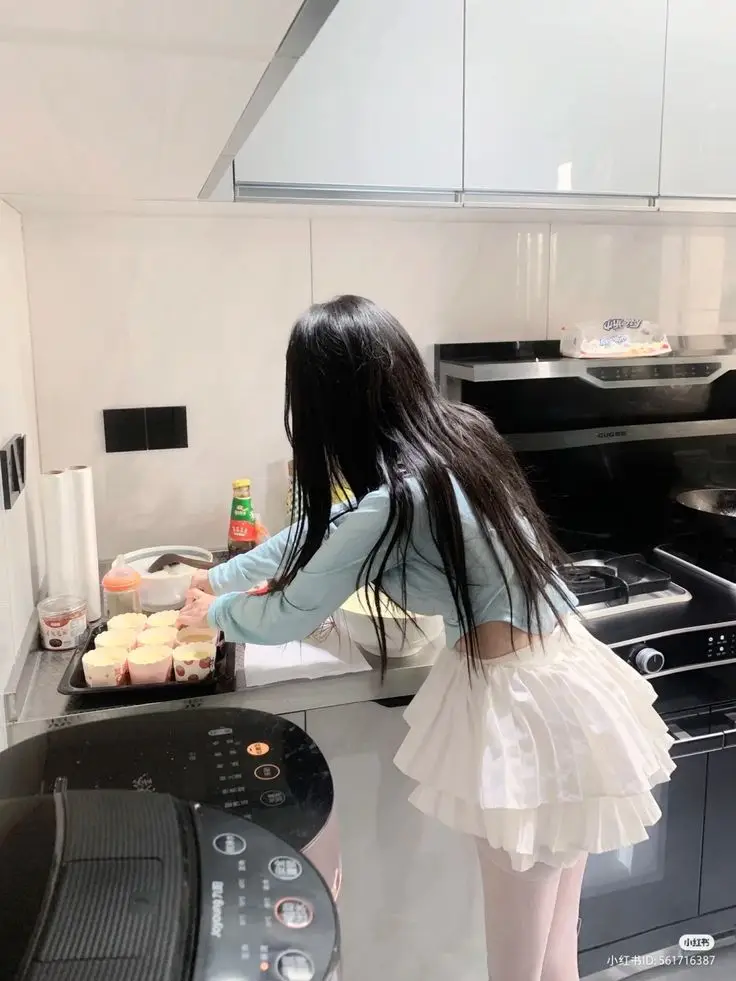 Gái Xinh Mặc Đồ Hở Hang Nổi Bật 9