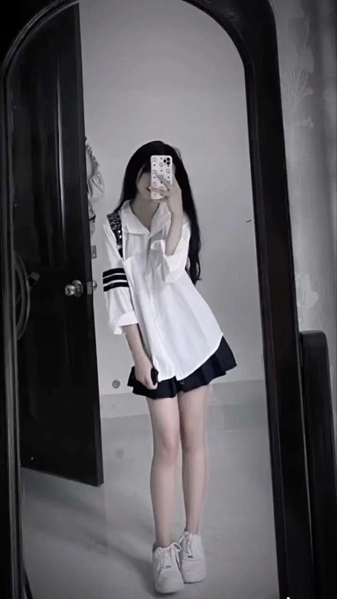 Gái Xinh Mặc Đồ Hở Hang Nổi Bật 13