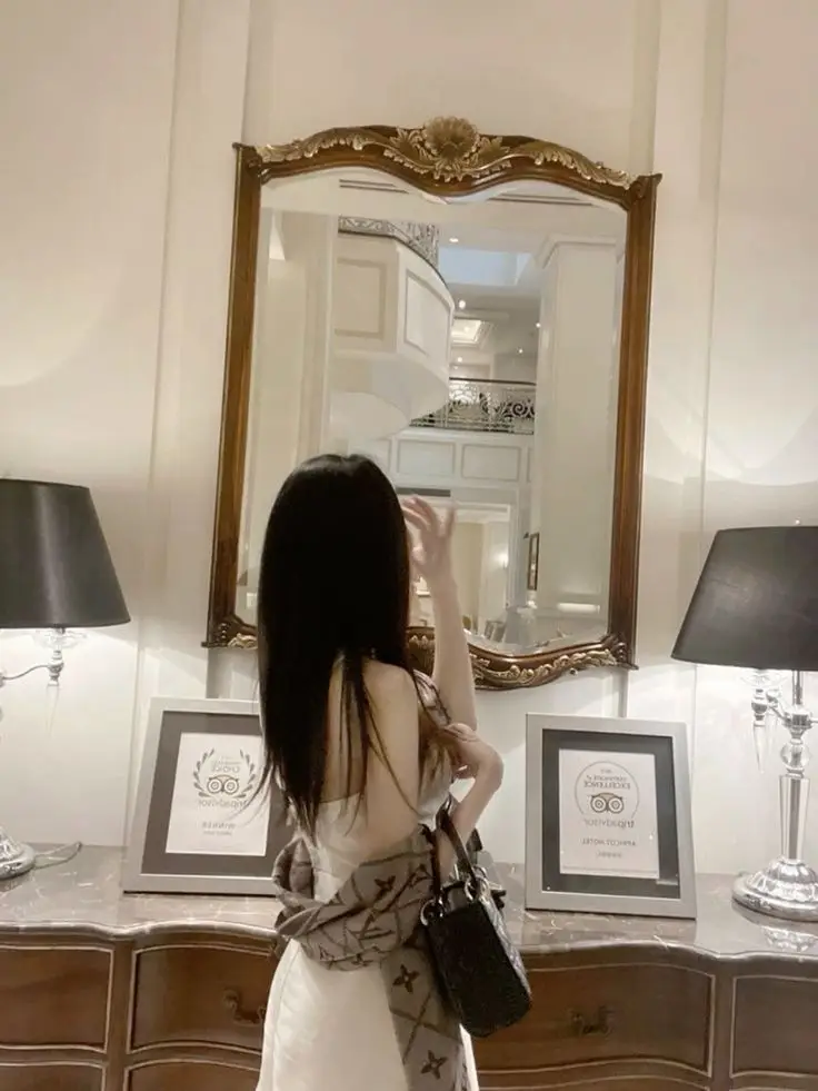 Gái Xinh Mặc Đồ Hở Hang Nổi Bật 38