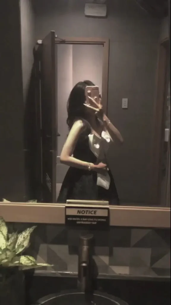 Gái Xinh Mặc Đồ Hở Hang Nổi Bật 40