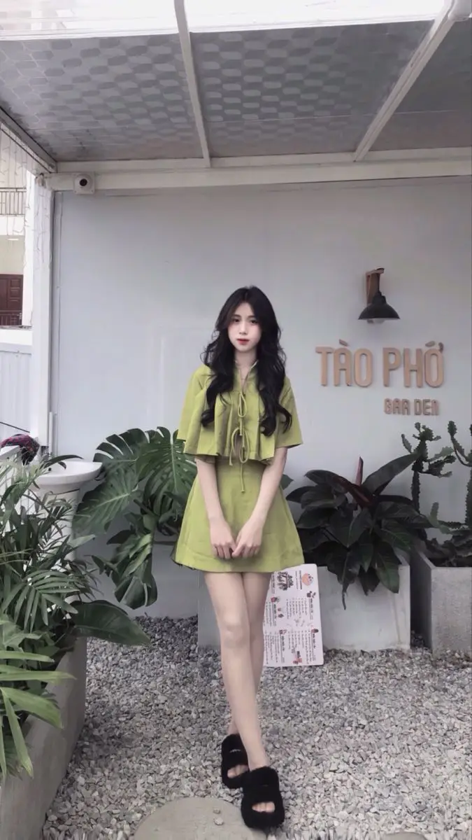 Gái Xinh Mặc Đồ Hở Hang Nổi Bật 51