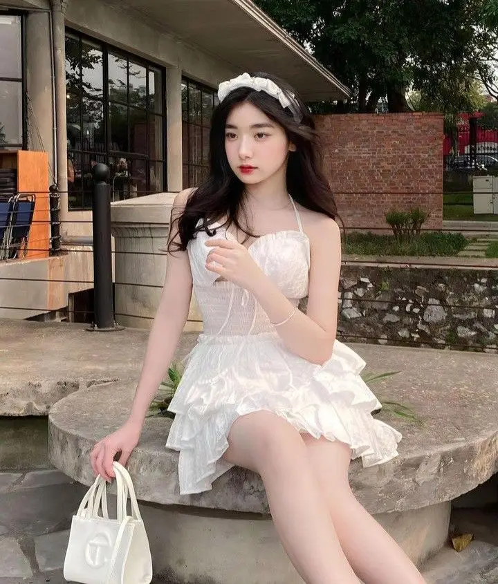 Gái Xinh Mặc Váy Trắng Ngắn - Hình Ảnh Đẹp Nhất 24