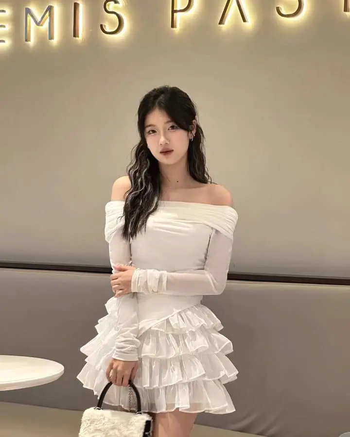Gái Xinh Mặc Váy Trắng Ngắn - Hình Ảnh Đẹp Nhất 31