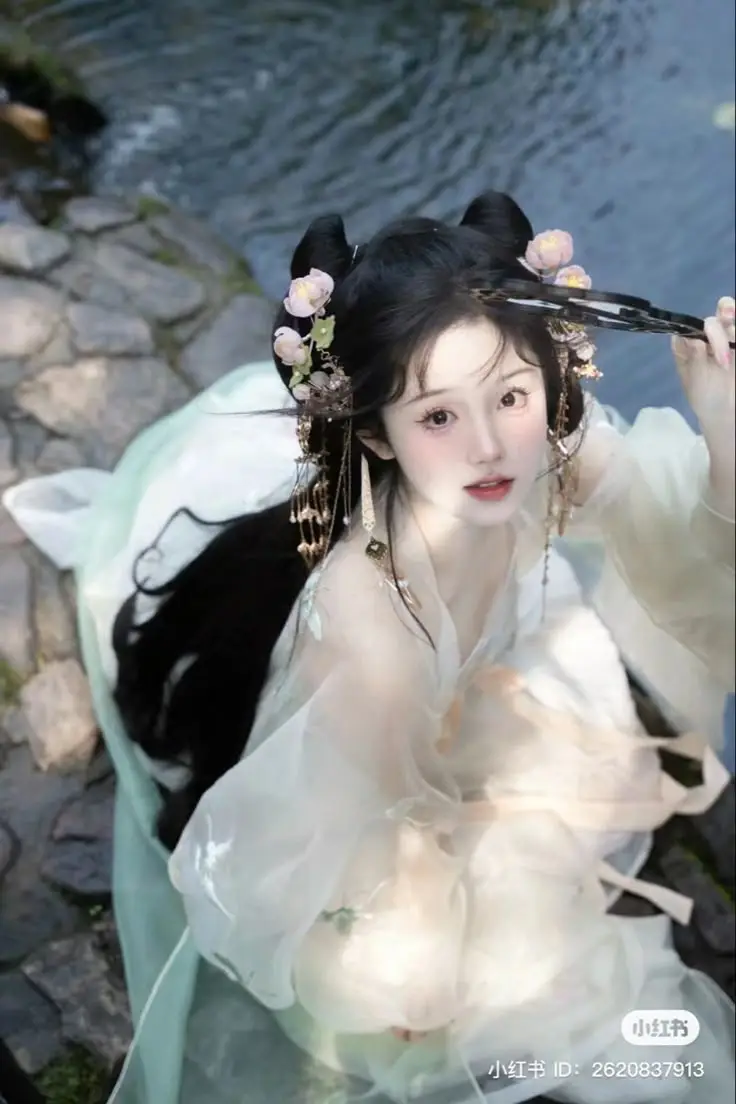 Gái Xinh Trung Quốc Cosplay - Khám Phá Thế Giới Thời Trang Độc Đáo 6