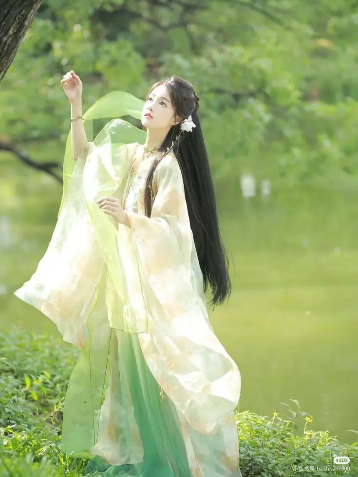 Gái Xinh Trung Quốc Cosplay - Khám Phá Thế Giới Thời Trang Độc Đáo 12