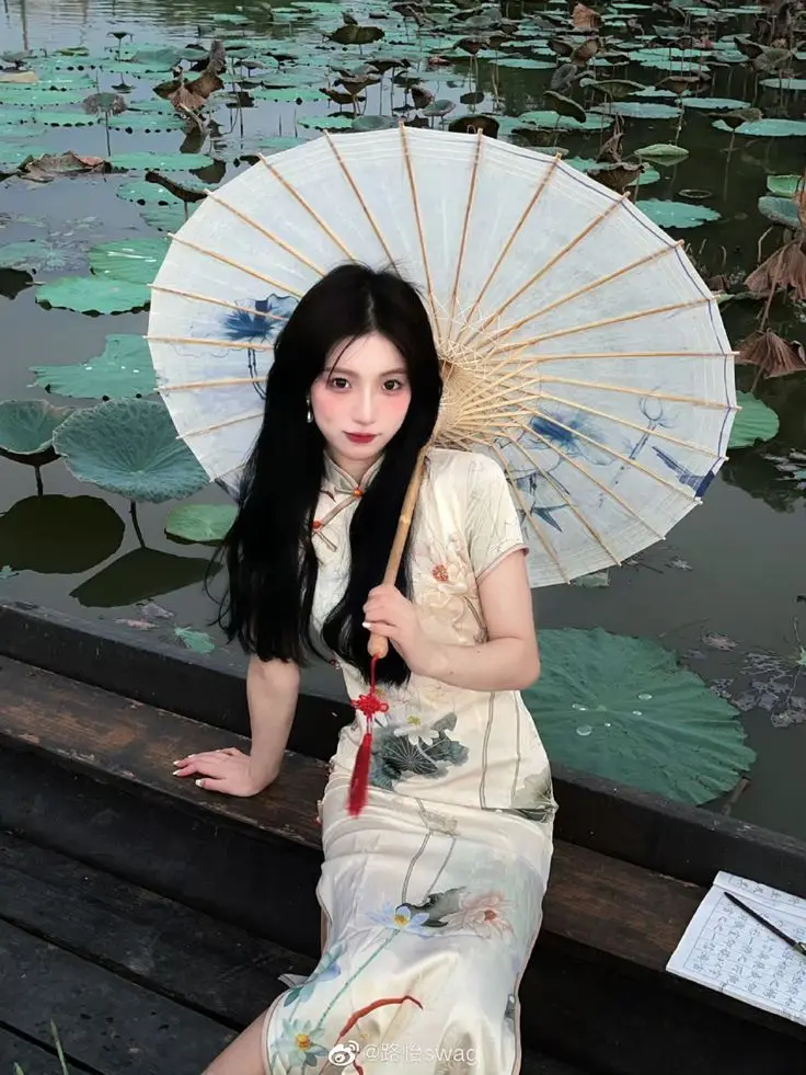 Gái Xinh Trung Quốc Cosplay - Khám Phá Thế Giới Thời Trang Độc Đáo 25