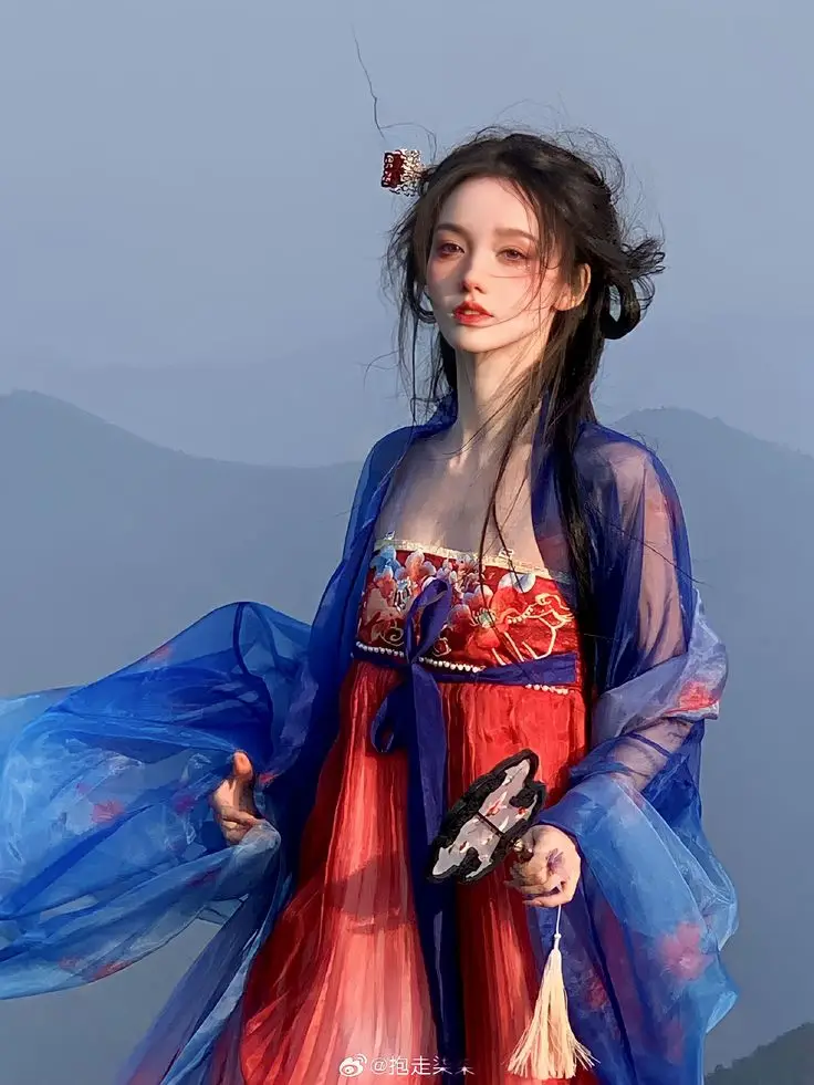 Gái Xinh Trung Quốc Cosplay - Khám Phá Thế Giới Thời Trang Độc Đáo 28