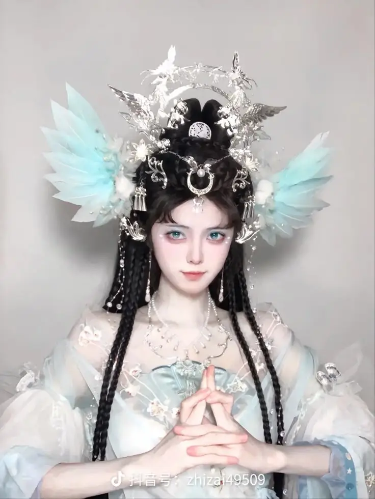 Gái Xinh Trung Quốc Cosplay - Khám Phá Thế Giới Thời Trang Độc Đáo 32