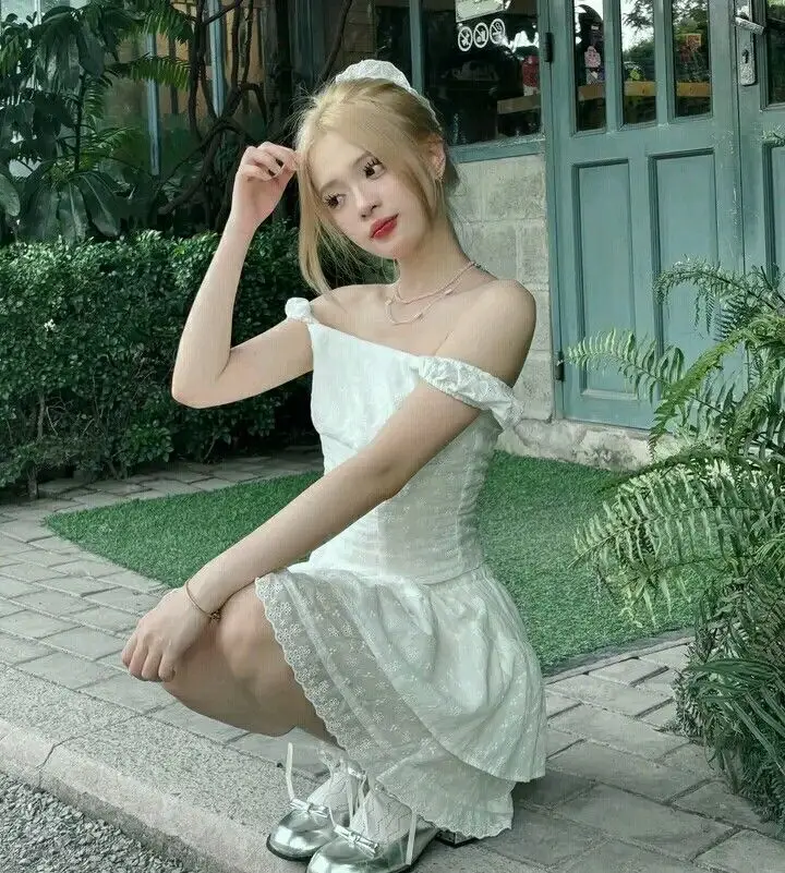 Gái xinh Trung Quốc mặc váy ngắn: Xu hướng thời trang cực chất 22