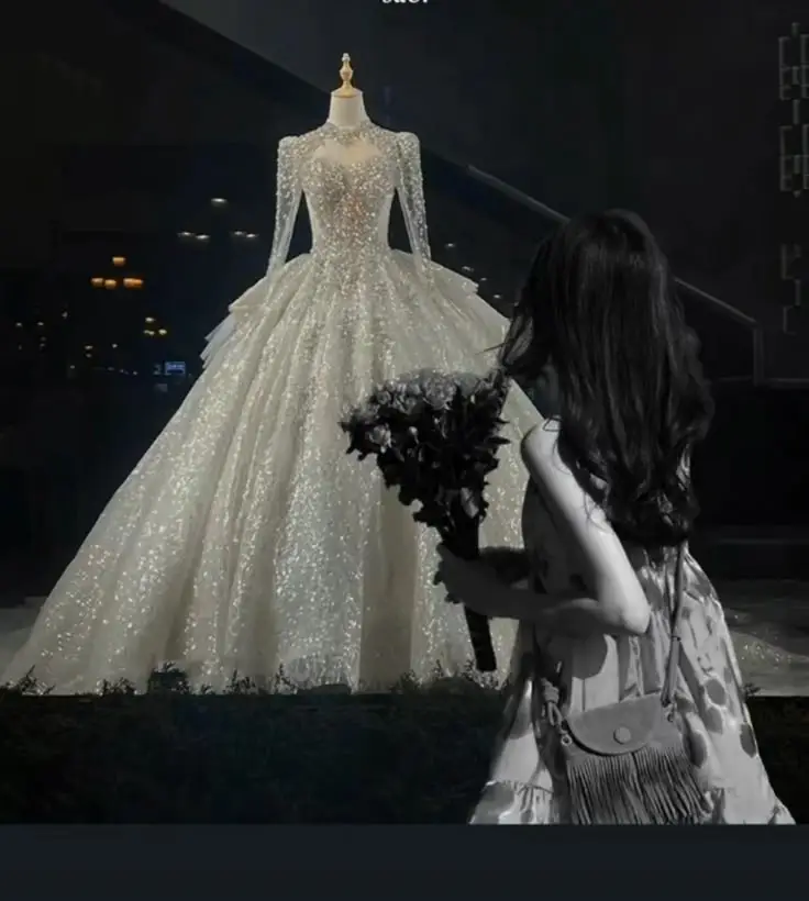 Hình Ảnh Cô Gái Buồn Cô Đơn: Nỗi Niềm Trong Tâm Hồn 60