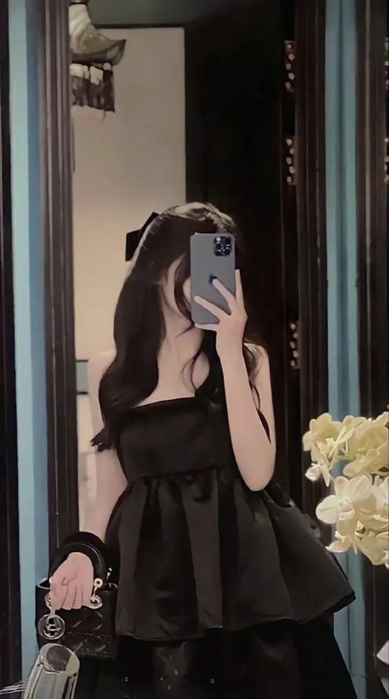 Hình Ảnh Con Gái Cute Che Mặt - Tuyển Tập Hình Ảnh Đáng Yêu 38