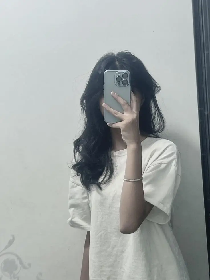 Hình Ảnh Con Gái Cute Che Mặt - Tuyển Tập Hình Ảnh Đáng Yêu 41