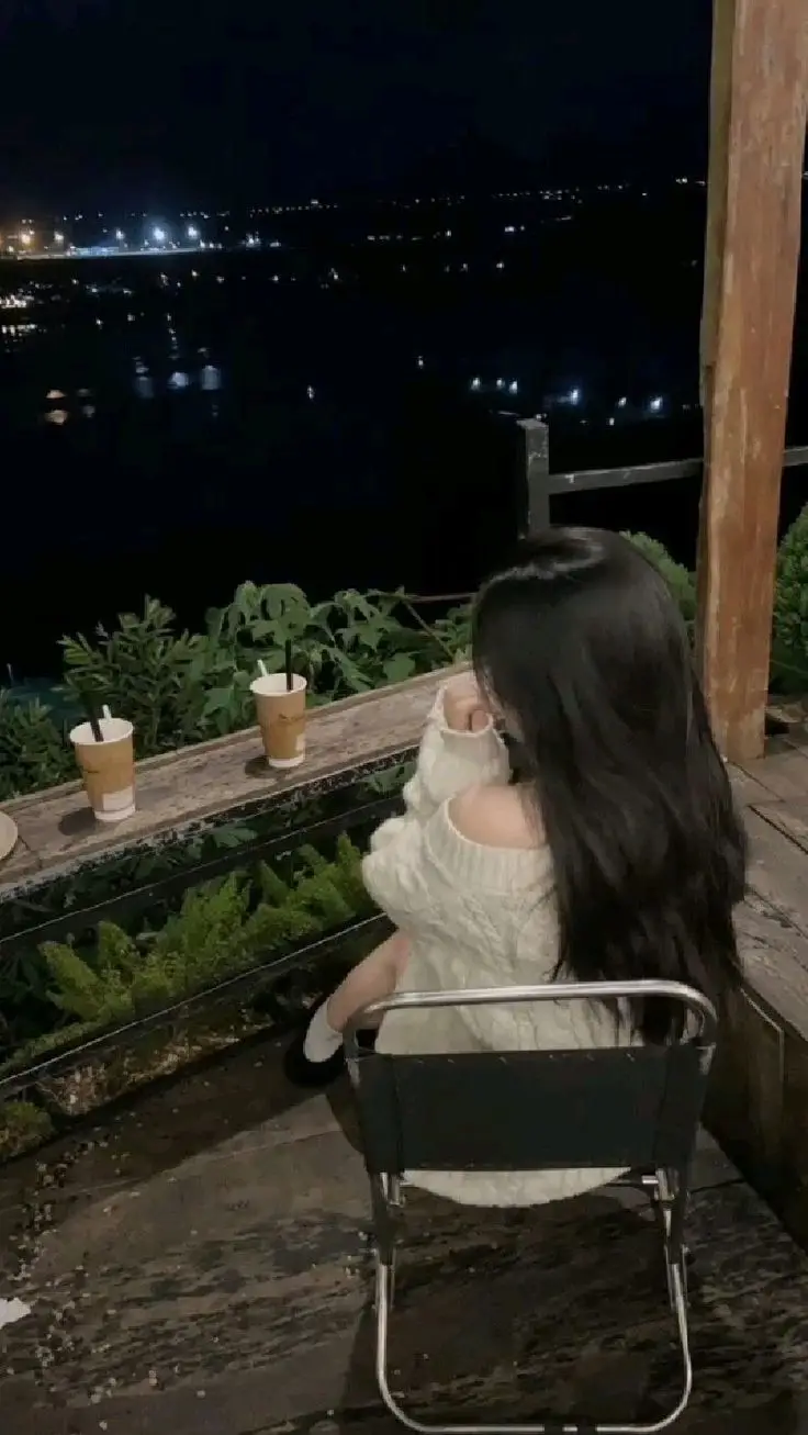 Hình Ảnh Con Gái Cute Che Mặt - Tuyển Tập Hình Ảnh Đáng Yêu 48