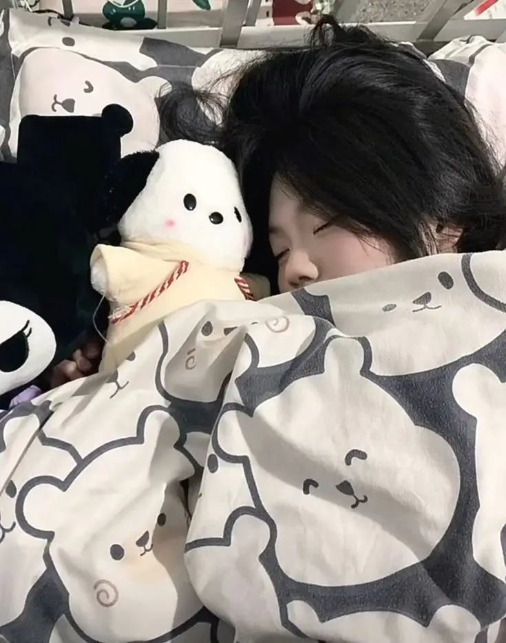 Hình ảnh con gái cute dễ thương che mặt - Tuyển tập hình ảnh đáng yêu 35