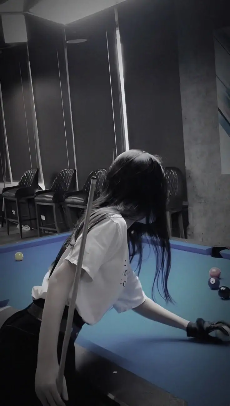 Hình ảnh con gái ngầu che mặt - Sự bí ẩn trong từng khung hình 20