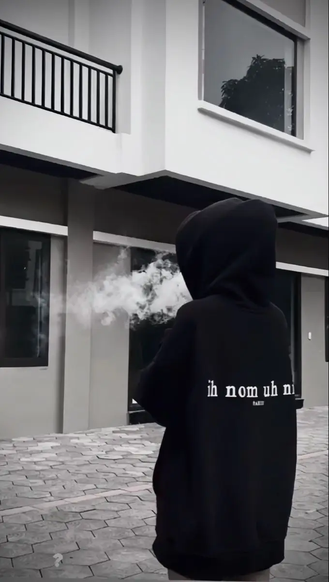 Hình ảnh con gái ngầu che mặt - Sự bí ẩn trong từng khung hình 29