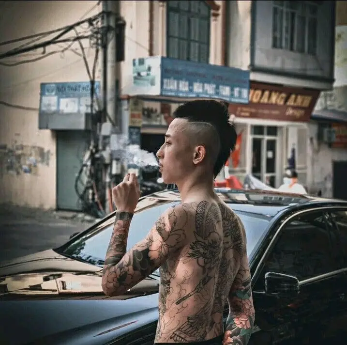 Hình Ảnh Giang Hồ Xăm Trổ Đầy Nghệ Thuật 16