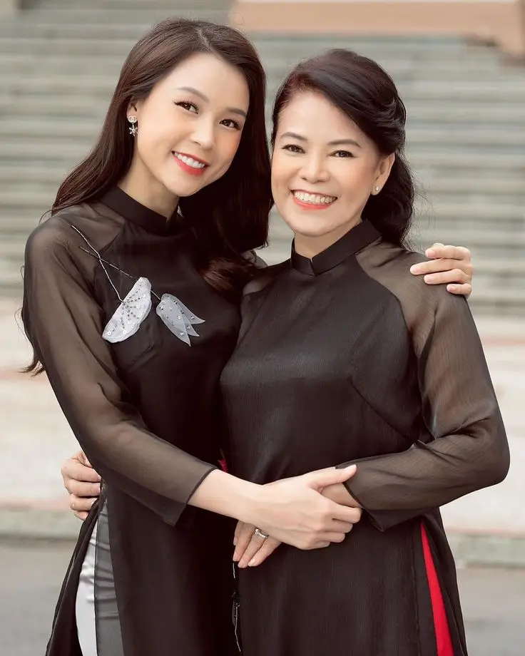 Hình Ảnh Mẹ Và Con Gái - Những Giây Phút Ngọt Ngào 53