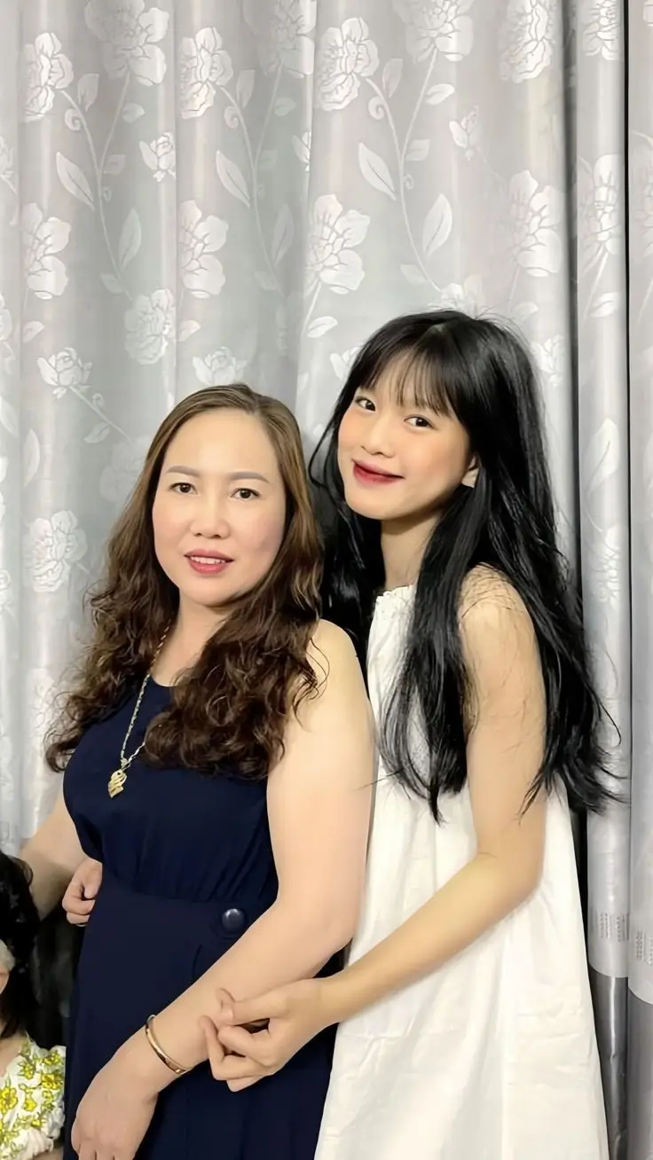 Hình Ảnh Mẹ Và Con Gái - Những Giây Phút Ngọt Ngào 70