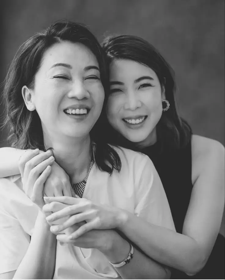 Hình Ảnh Mẹ Và Con Gái Đẹp Nhất: Tình Yêu Thiên Nhiên 8