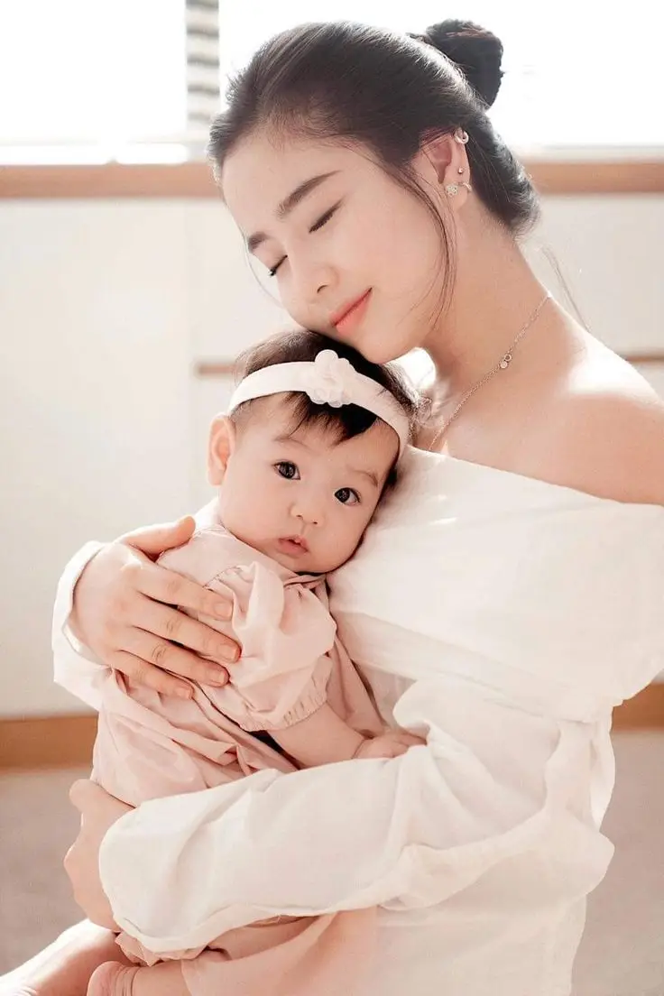 Hình Ảnh Mẹ Và Con Gái Đẹp Nhất: Tình Yêu Thiên Nhiên 33