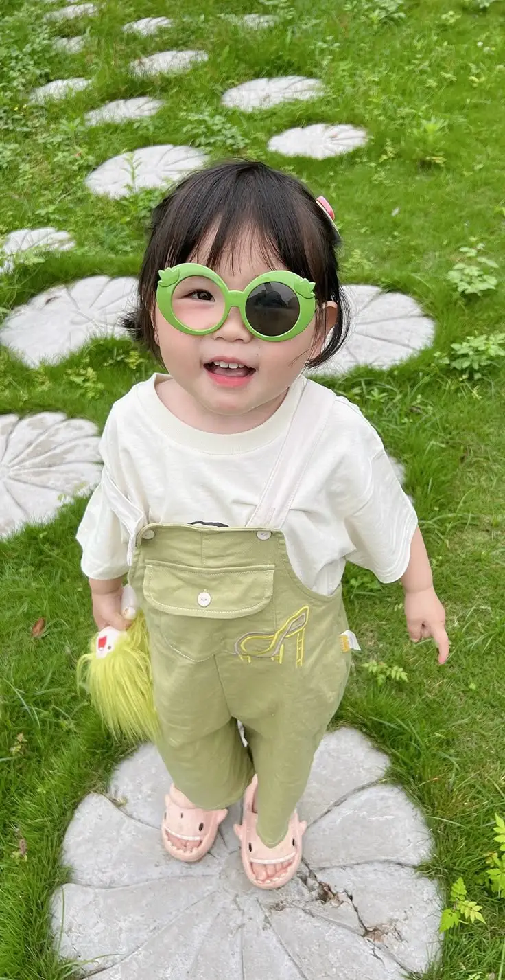 Hình bé gái dễ thương - Bộ sưu tập hình ảnh cute nhất 17