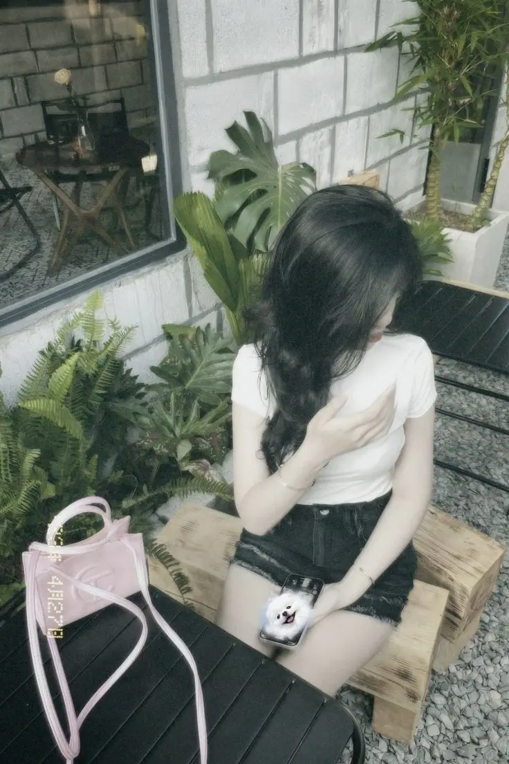 Ảnh gái đẹp che mặt quyến rũ 35
