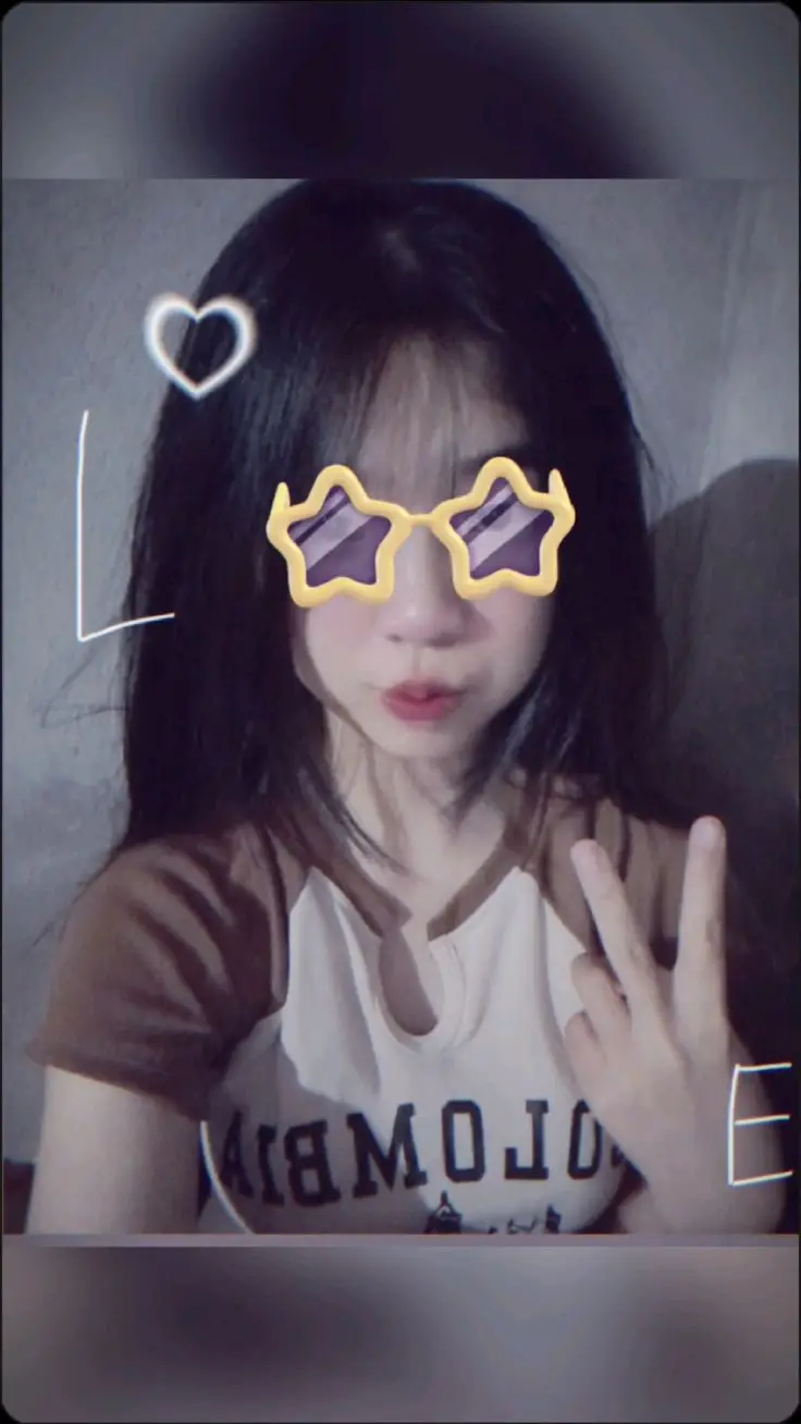Hình Gái Xinh Khoe Lồn Gợi Cảm 47