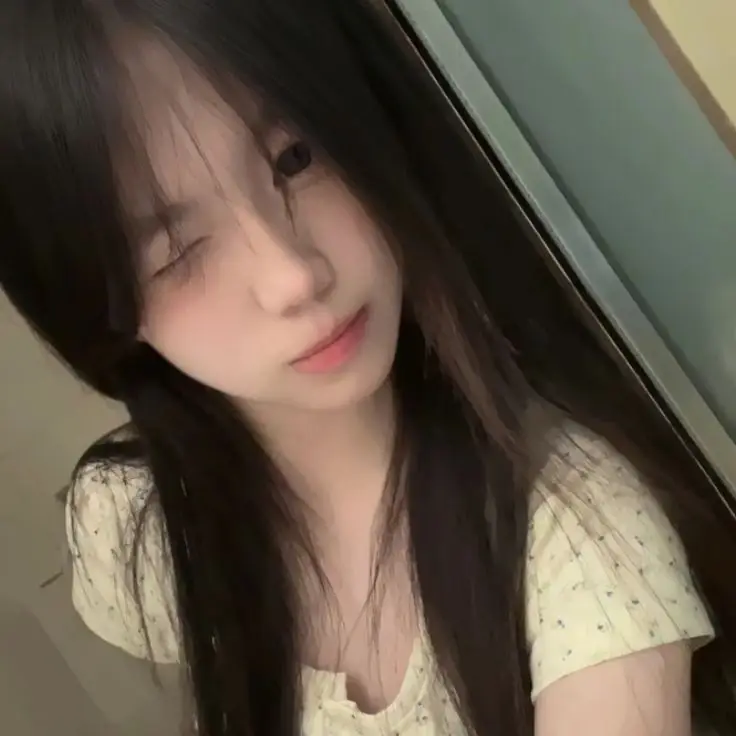 Hình gái xinh Trung Quốc - Vẻ đẹp thanh lịch với hình ảnh sống động 41