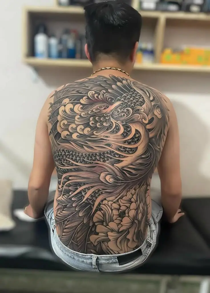 Hình Xăm Đại Bàng Sau Lưng: Sự Mạnh Mẽ Và Ý Nghĩa 36