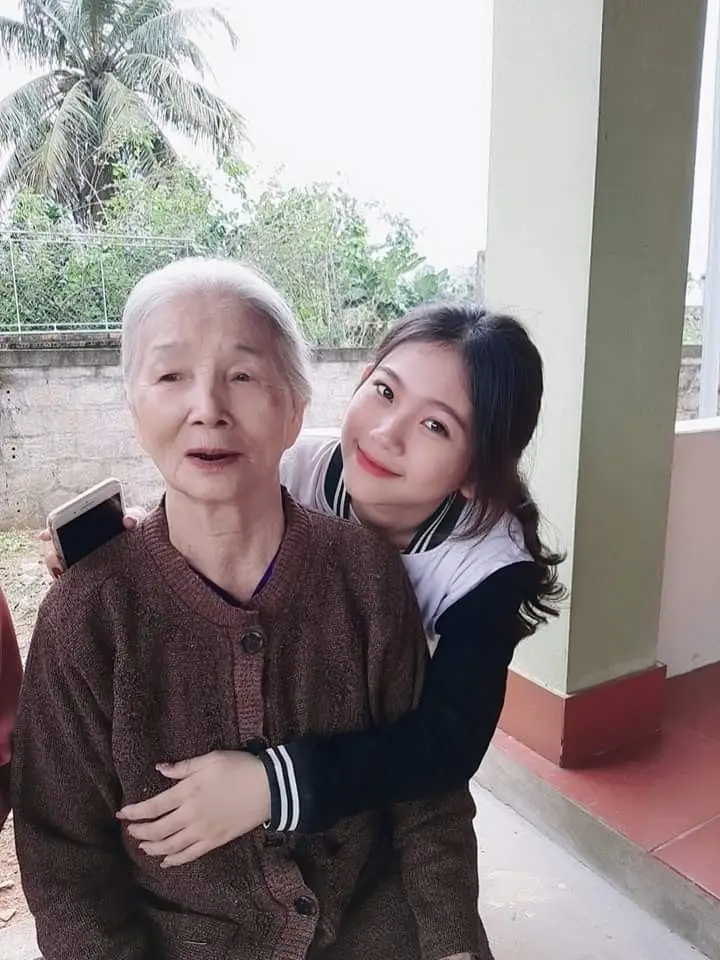 Hình Xăm Ba Mẹ Con: Biểu Tượng Tình Yêu Gia Đình 31