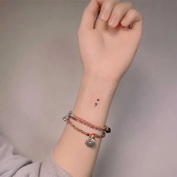 Hình Xăm Che Sẹo Ở Tay: Ý Nghĩa và Mẫu Hình Đẹp 24