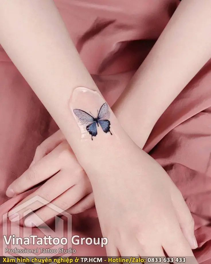 Hình Xăm Con Bướm Mini Ở Tay: Sự Dễ Thương Trong Chi Tiết 44