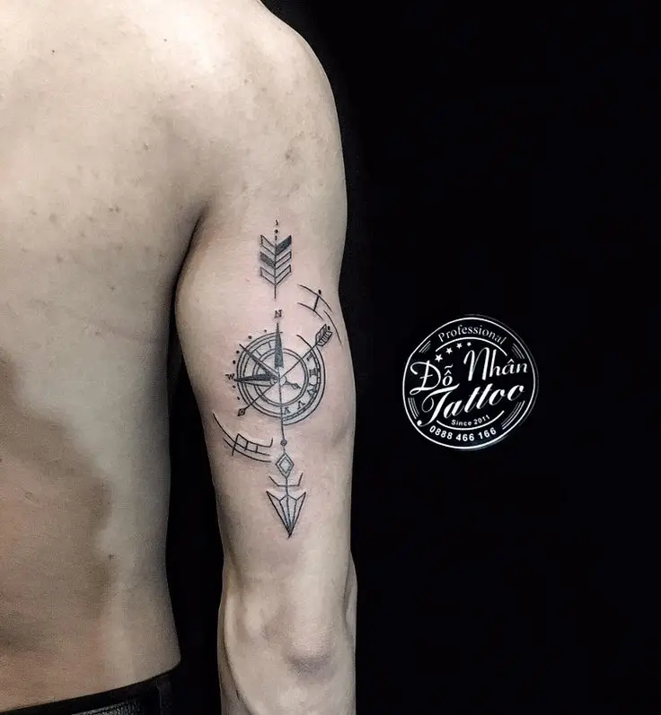 Những Hình Xăm Đẹp Cho Nam Ở Lưng Nhỏ: Tuyển Tập Hình Ảnh 48