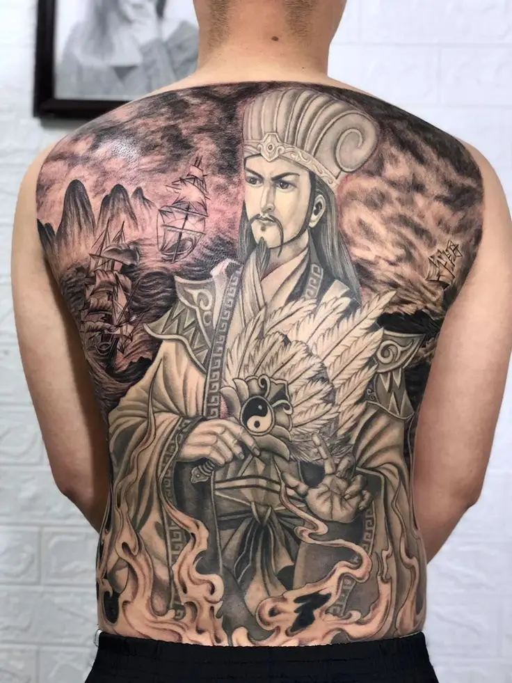 Hình Xăm Full Lưng Gia Cát Lượng: Diễn Tả Sự Thông Minh 26