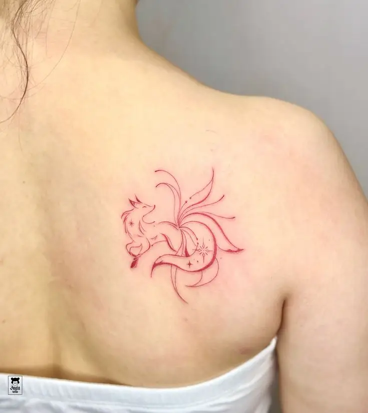 Khám Phá Hình Xăm Hồ Ly 9 Đuôi Mini: Ý Nghĩa Tâm Linh 23