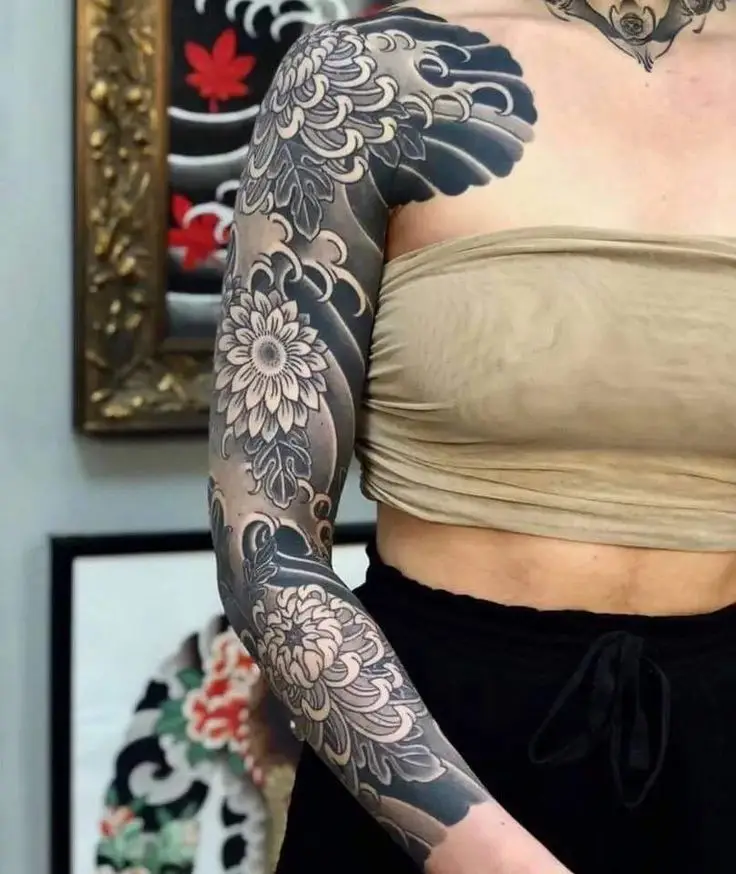 Hình Xăm Hoa Cúc Nhật Cổ Trắng Đen – Ý Nghĩa Và Hình Ảnh Đẹp 47