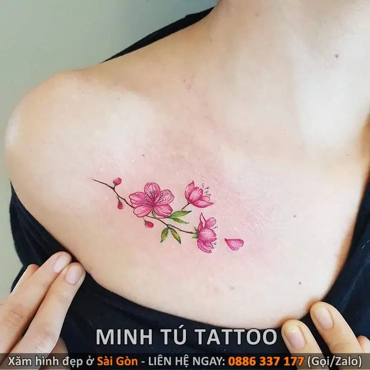 Hình Xăm Hoa Ở Ngực Cho Nữ - Tìm Kiếm Những Mẫu Xinh Xắn 1
