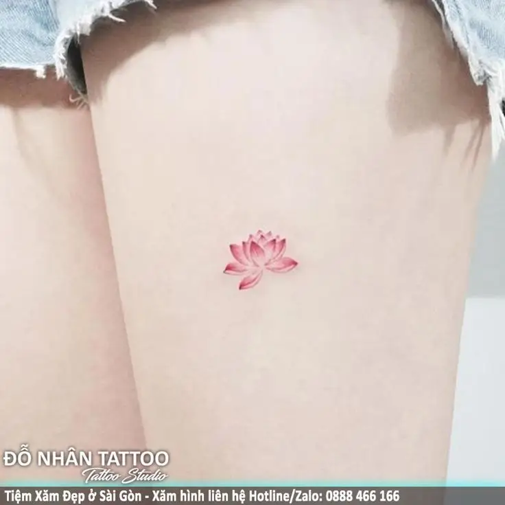 Hình xăm hoa sen mini đẹp: 50 mẫu hình xăm nhẹ nhàng 23
