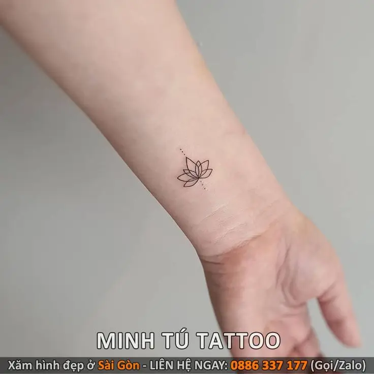 Khám Phá Hình Xăm Hoa Sen Ở Tay - Ý Nghĩa Và Thiết Kế 2