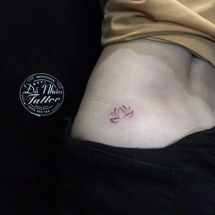 Khám Phá Hình Xăm Hoa Sen Ở Tay - Ý Nghĩa Và Thiết Kế 6