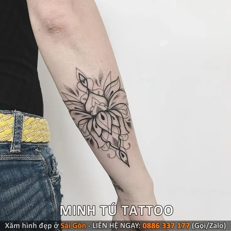 Khám Phá Hình Xăm Hoa Sen Ở Tay - Ý Nghĩa Và Thiết Kế 16