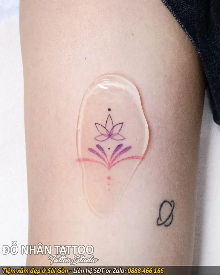 Khám Phá Hình Xăm Hoa Sen Ở Tay - Ý Nghĩa Và Thiết Kế 17