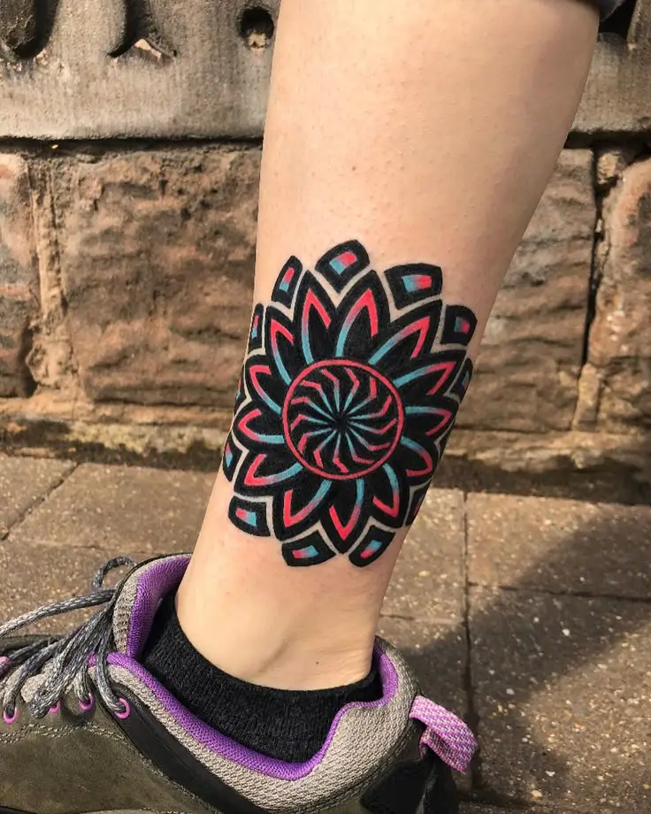 Hình Xăm Mandala Ở Chân - Nghệ Thuật Và Tâm Linh 34